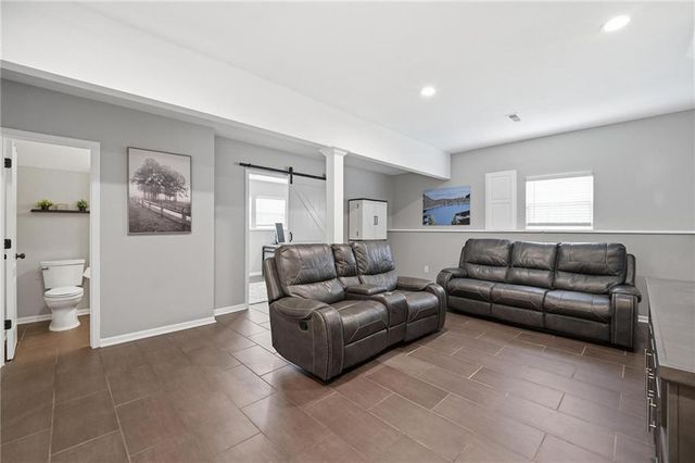 612 NW Whitney Drive, Grain Valley, MO 64029
