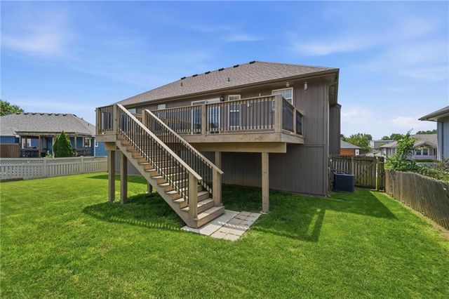 612 NW Whitney Drive, Grain Valley, MO 64029