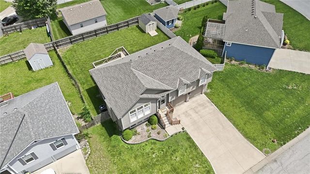 612 NW Whitney Drive, Grain Valley, MO 64029