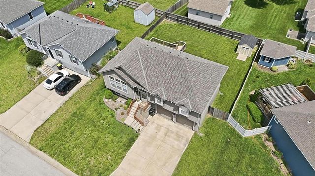 612 NW Whitney Drive, Grain Valley, MO 64029