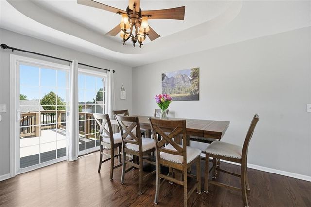 612 NW Whitney Drive, Grain Valley, MO 64029