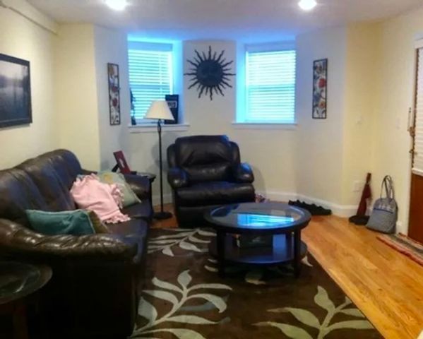 1897 Beacon B1, Brookline, MA 02445