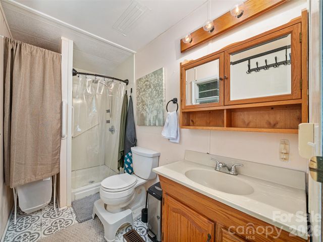 2 Lost Forest Drive, Candler, NC 28715