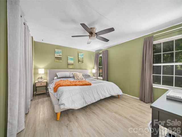2 Lost Forest Drive, Candler, NC 28715