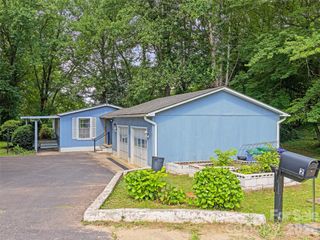 2 Lost Forest Drive, Candler, NC 28715