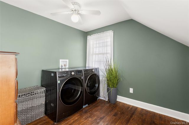 54 Christmas Street, North Babylon, NY 11703