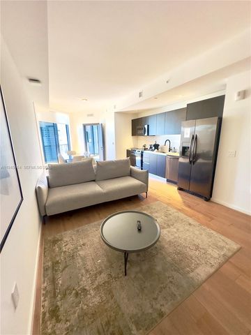 398 NE 5th St 2114, Miami, FL 33132