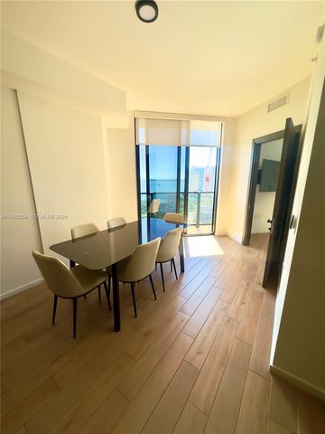 398 NE 5th St 2114, Miami, FL 33132