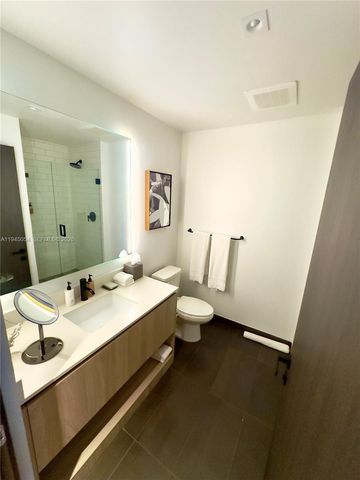 398 NE 5th St 2114, Miami, FL 33132