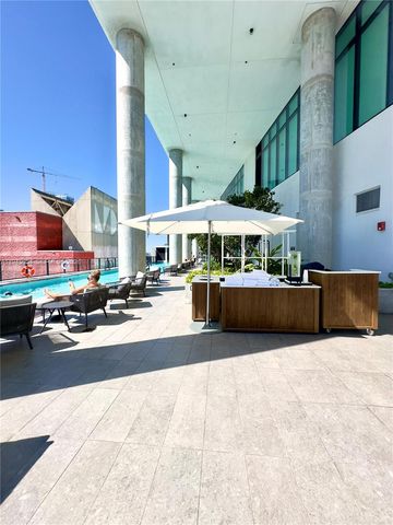 398 NE 5th St 2114, Miami, FL 33132