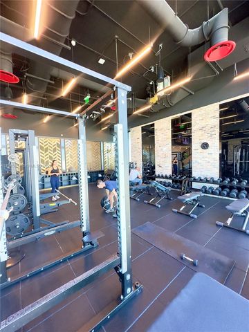 398 NE 5th St 2114, Miami, FL 33132