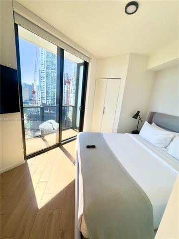 398 NE 5th St 2114, Miami, FL 33132