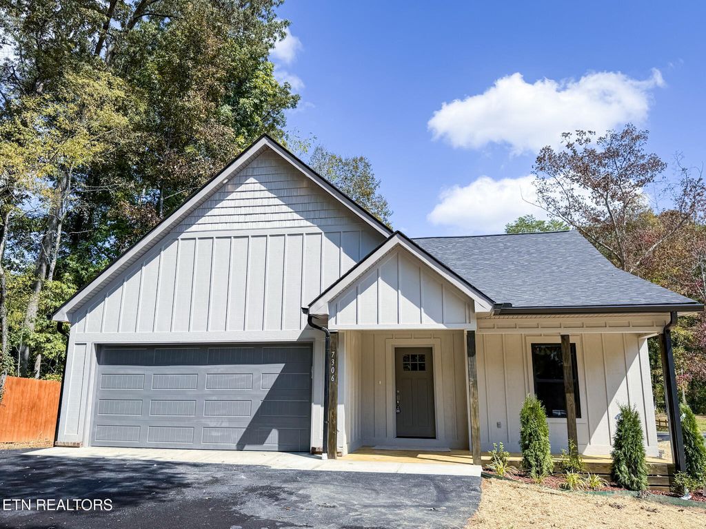 7306 John Norton Rd, Knoxville, TN 37920