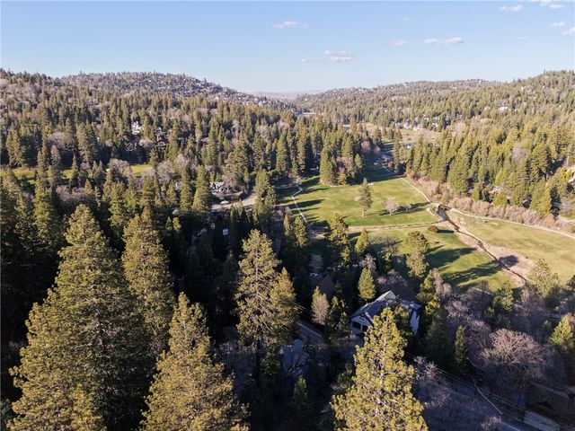 26633 Thunderbird, Lake Arrowhead, CA 92352