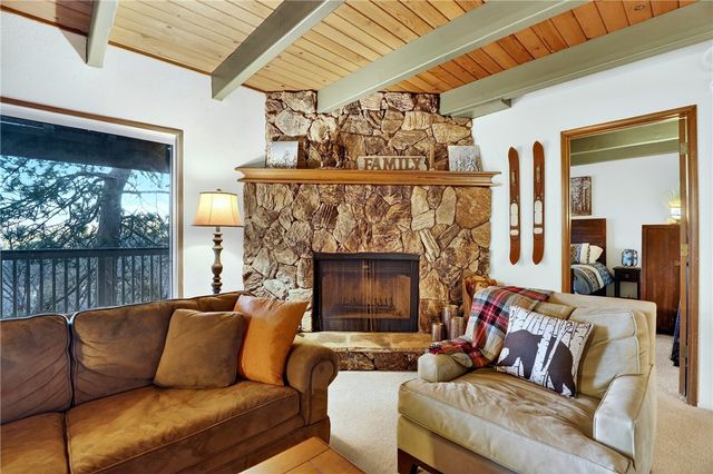 26633 Thunderbird, Lake Arrowhead, CA 92352