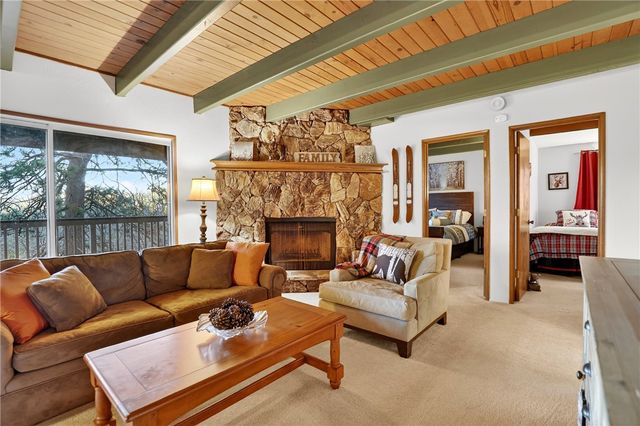 26633 Thunderbird, Lake Arrowhead, CA 92352