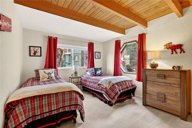 26633 Thunderbird, Lake Arrowhead, CA 92352