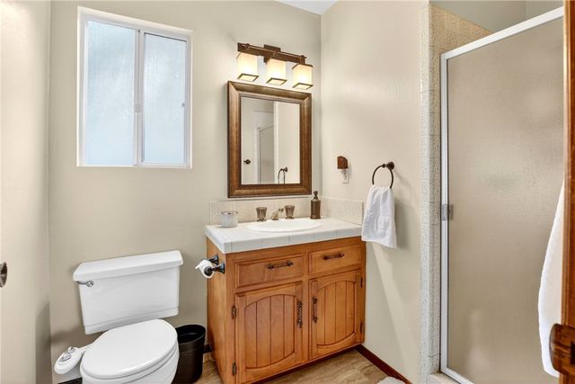 26633 Thunderbird, Lake Arrowhead, CA 92352