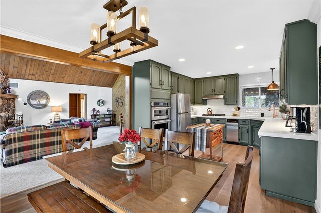 26633 Thunderbird, Lake Arrowhead, CA 92352