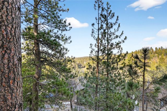 26633 Thunderbird, Lake Arrowhead, CA 92352