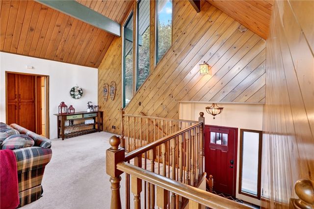 26633 Thunderbird, Lake Arrowhead, CA 92352