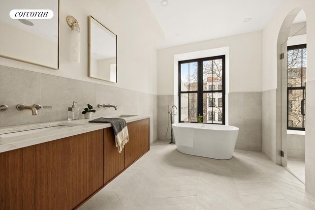 456 HANCOCK Street, New York City, NY 11233