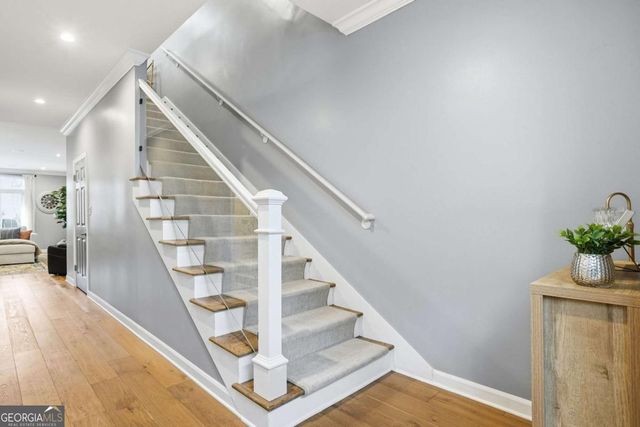 47 Willow Glen, Atlanta, GA 30342