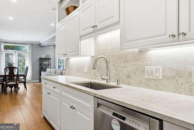 47 Willow Glen, Atlanta, GA 30342