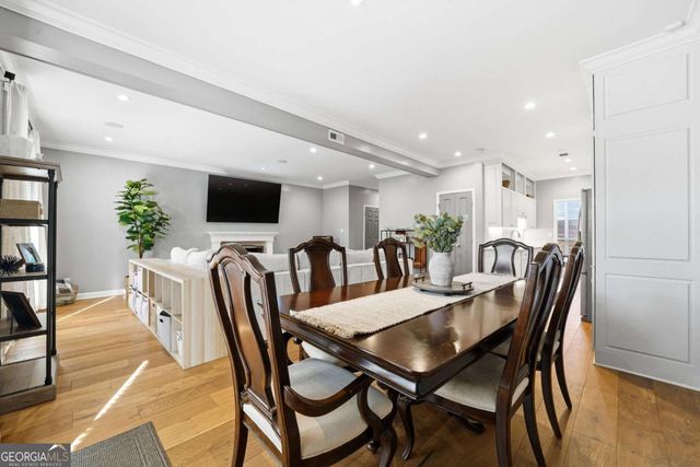 47 Willow Glen, Atlanta, GA 30342