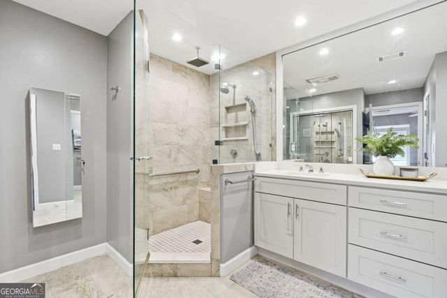 47 Willow Glen, Atlanta, GA 30342