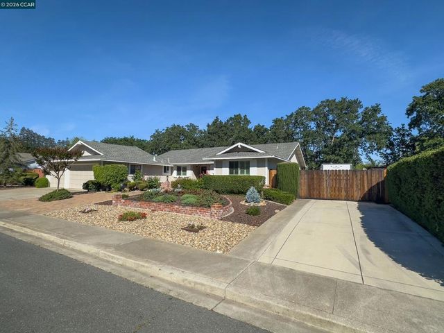 314 Semillon Cir, Clayton, CA 94517