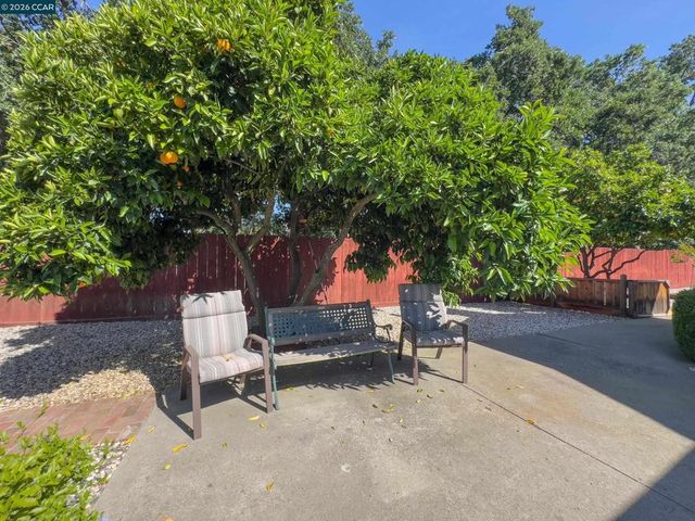 314 Semillon Cir, Clayton, CA 94517