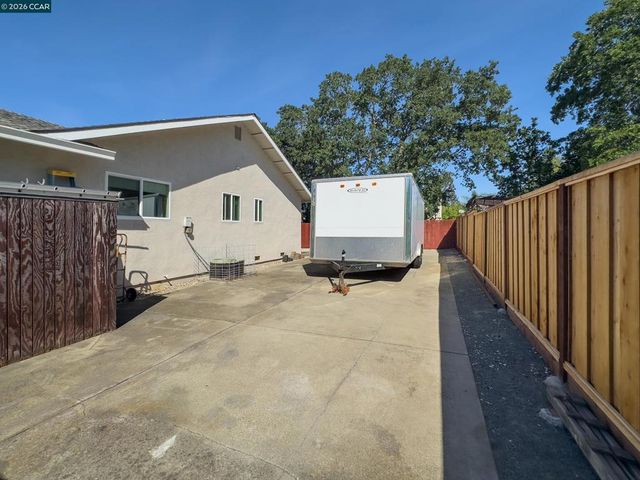 314 Semillon Cir, Clayton, CA 94517