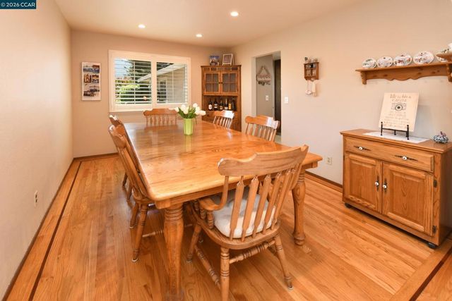 314 Semillon Cir, Clayton, CA 94517