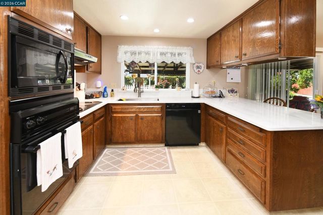 314 Semillon Cir, Clayton, CA 94517