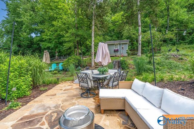 1404 Patterson Street, Guntersville, AL 35976