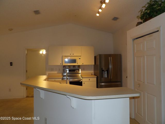 1348 Sandusky Street SE, Palm Bay, FL 32909