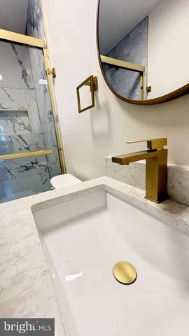 13223 HAWTHORN LN, Woodbridge, VA 22193