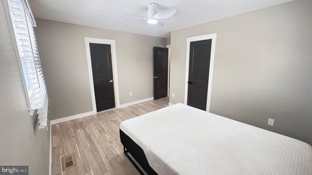 13223 HAWTHORN LN, Woodbridge, VA 22193