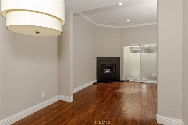 2345 Montrose Avenue 8, Montrose, CA 91020