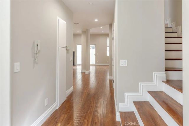 2345 Montrose Avenue 8, Montrose, CA 91020