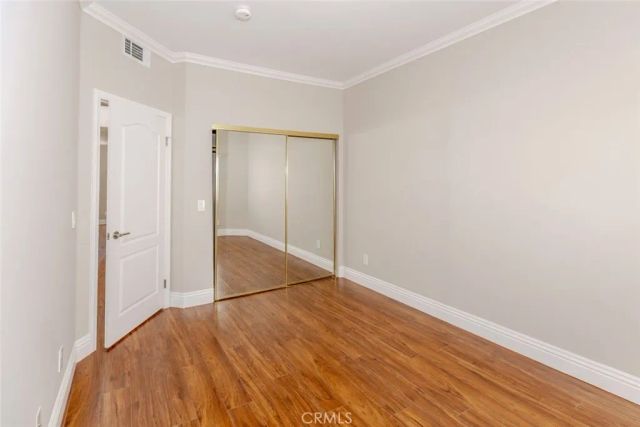 2345 Montrose Avenue 8, Montrose, CA 91020
