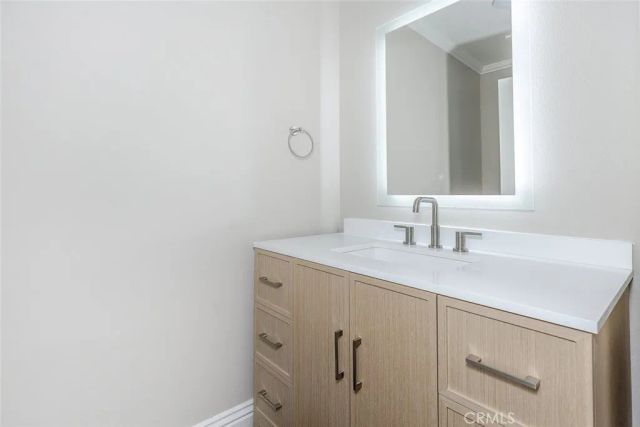 2345 Montrose Avenue 8, Montrose, CA 91020