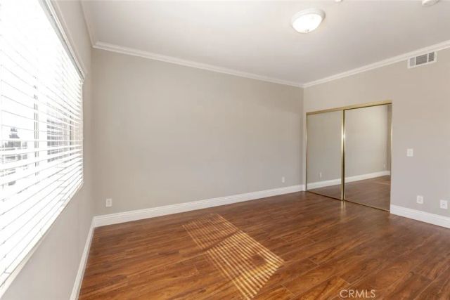 2345 Montrose Avenue 8, Montrose, CA 91020