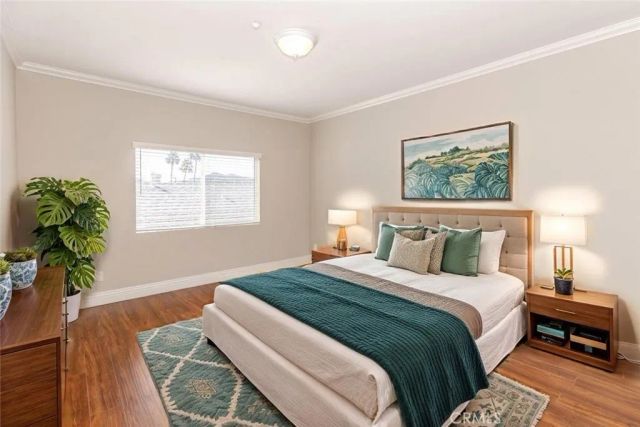 2345 Montrose Avenue 8, Montrose, CA 91020