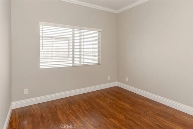 2345 Montrose Avenue 8, Montrose, CA 91020