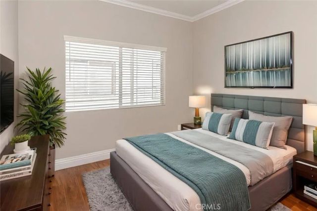 2345 Montrose Avenue 8, Montrose, CA 91020