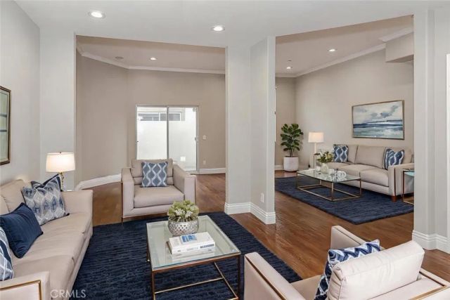 2345 Montrose Avenue 8, Montrose, CA 91020