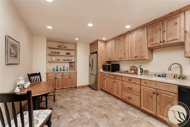 3065 Gregory DRIVE W, Billings, MT 59102