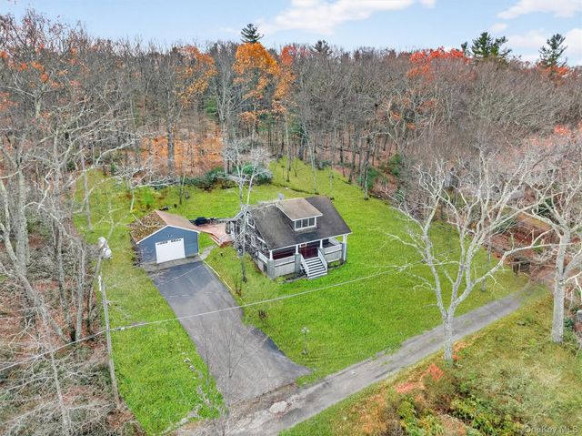 29 Laurel Lane, Huguenot, NY 12746